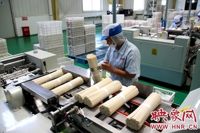 遂平振興路 品牌引領產業升級，企業擔當就業民生，農特產品暢銷四方